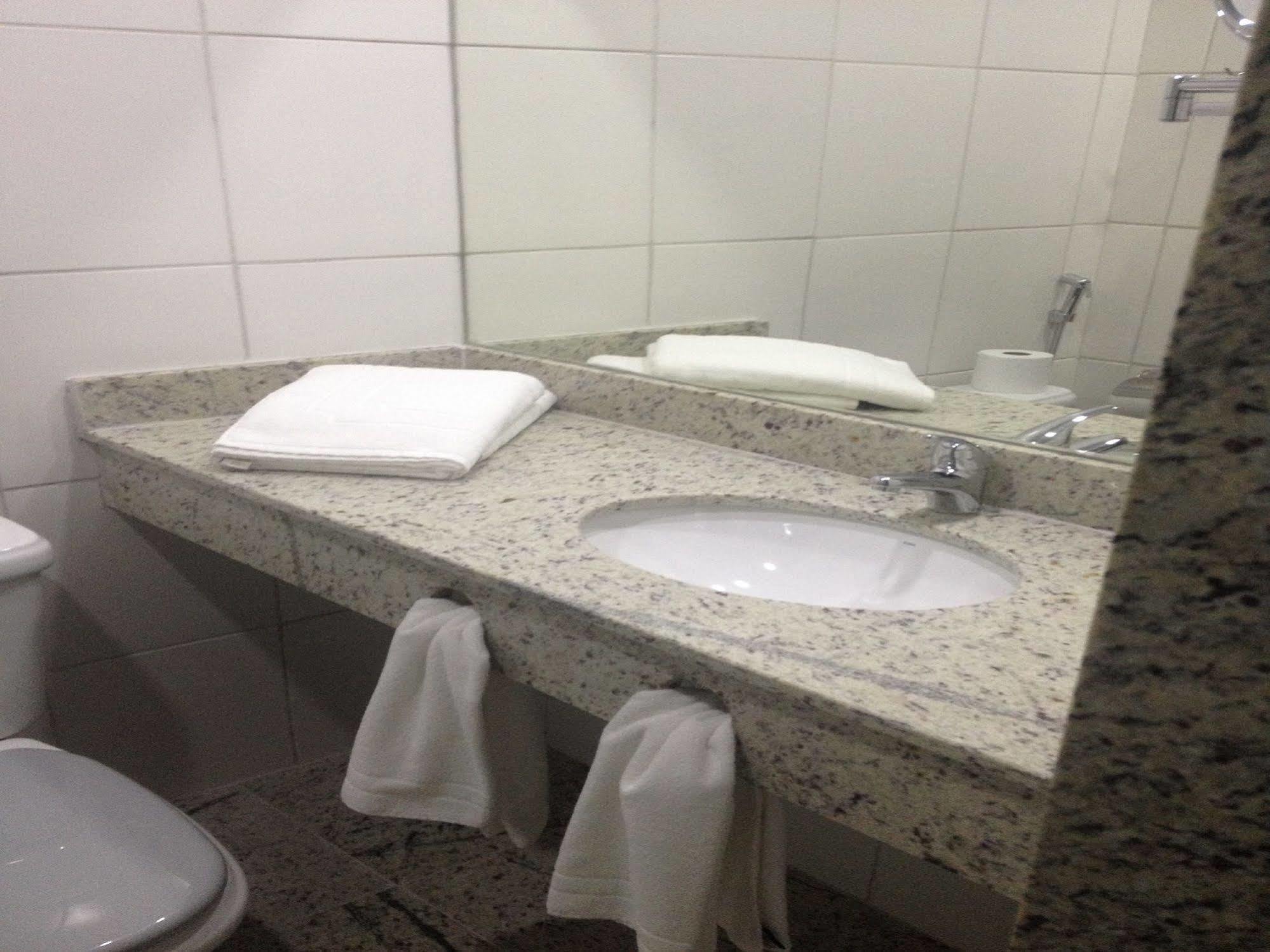 Golden Park Sorocaba Hotel Bagian luar foto